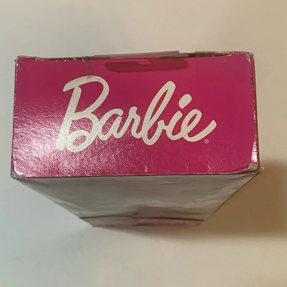 Barbie HOLIDAY BARBIE 2020 Brunette Mattel Barbie Floral Dress Outfit New In Box - Picture 6 of 9